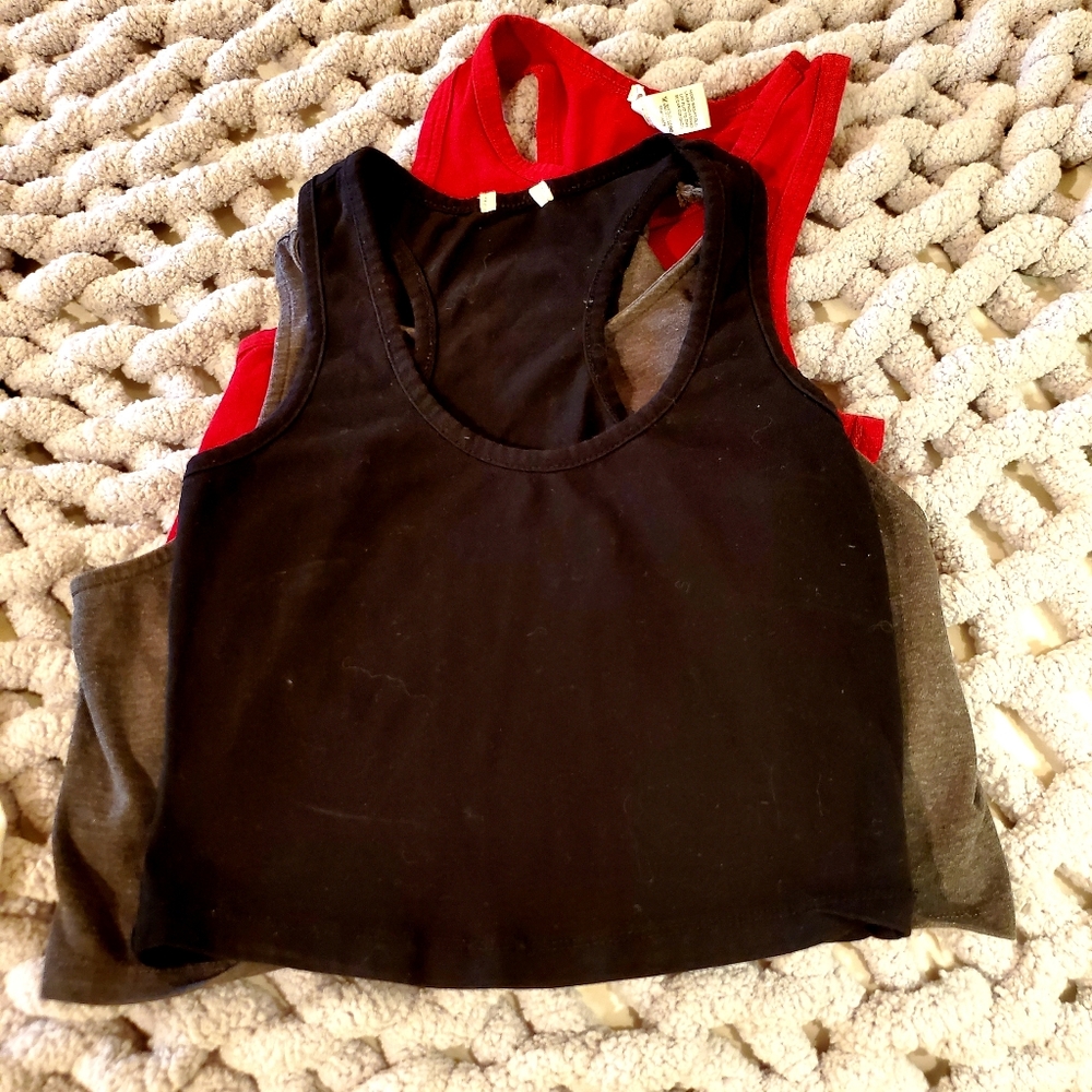 Basic Crop Top Bundle - Picture 4 of 5